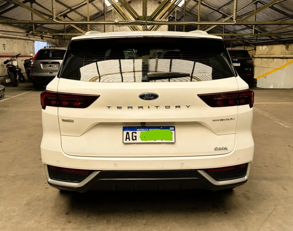 Ford TERRITORY 5P 1,8 T At7 Titanium 2024 — foto 2
