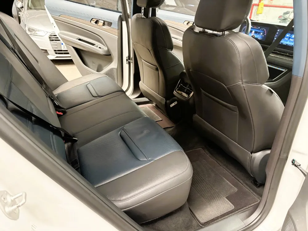Ford TERRITORY 5P 1,8 T At7 Titanium 2024 — foto 12