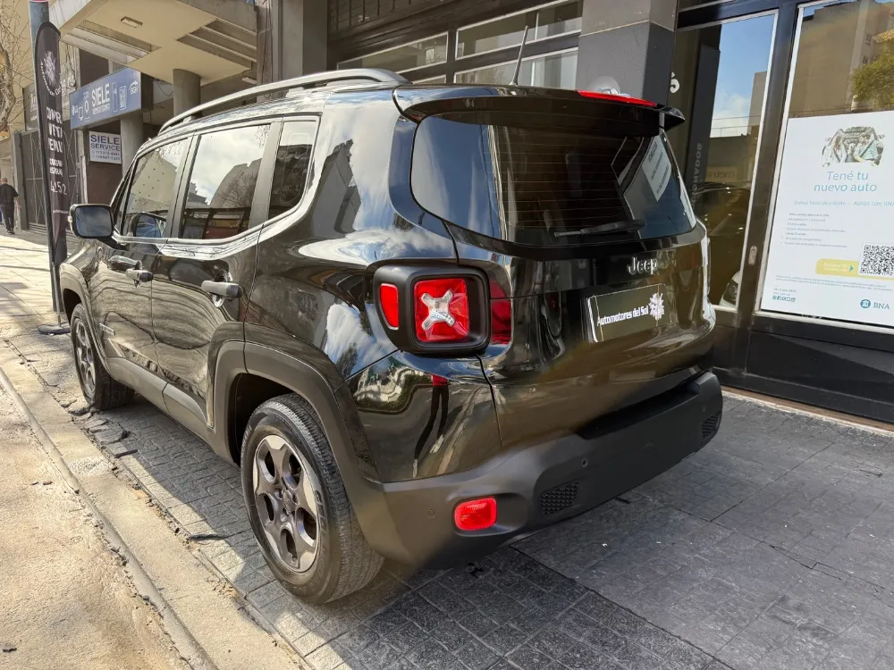 Jeep Renegade Sport — foto 4