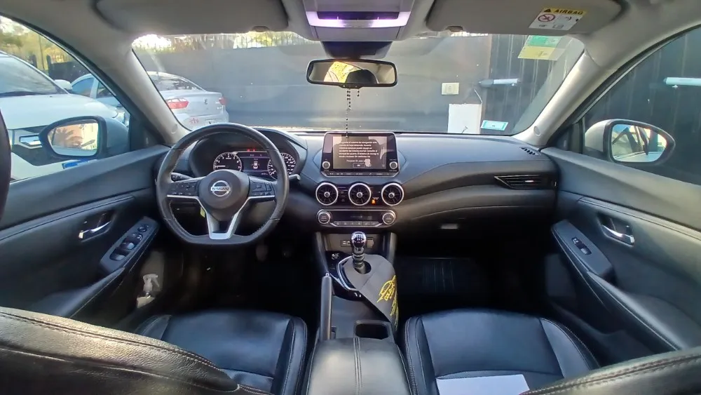 Nissan Sentra Advance — foto 2