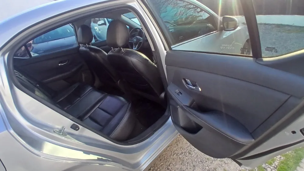 Nissan Sentra Advance — foto 7