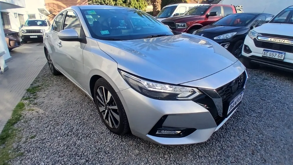 Nissan Sentra Advance — foto 8