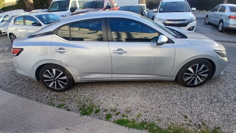 Nissan Sentra Advance — foto 10