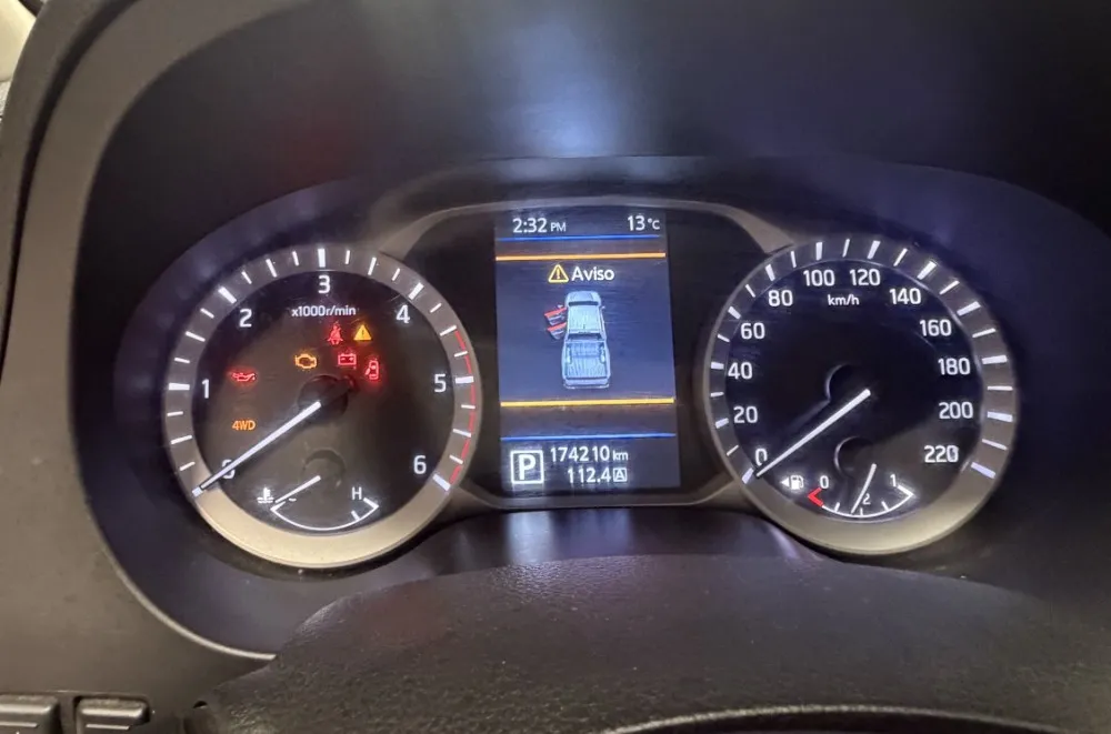 Nissan Frontier LE 2.3 D CD  4X4 AT — foto 7