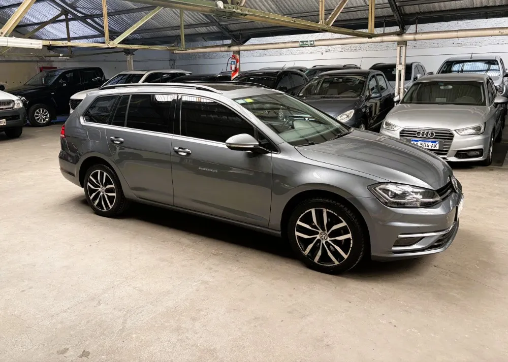 Volkswagen Golf Variant 5P 1,4 TSI Highline DSG 2018 — foto 2