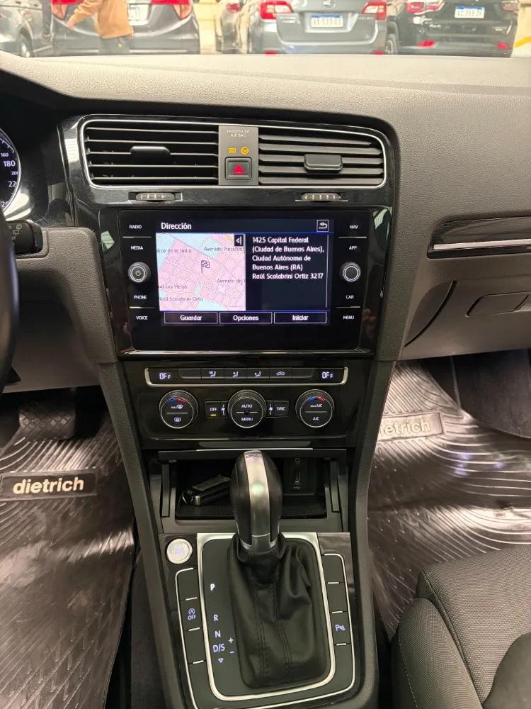 Volkswagen Golf Variant 5P 1,4 TSI Highline DSG 2018 — foto 10