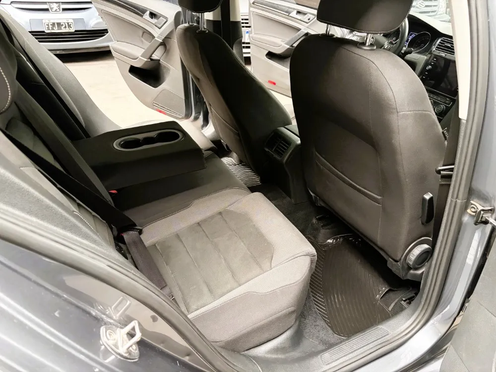 Volkswagen Golf Variant 5P 1,4 TSI Highline DSG 2018 — foto 15