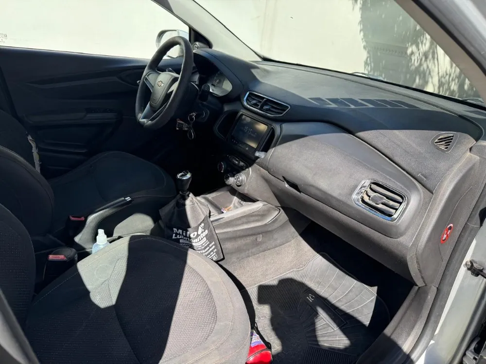 Chevrolet ONIX 5P 1,4 Ltz — foto 3