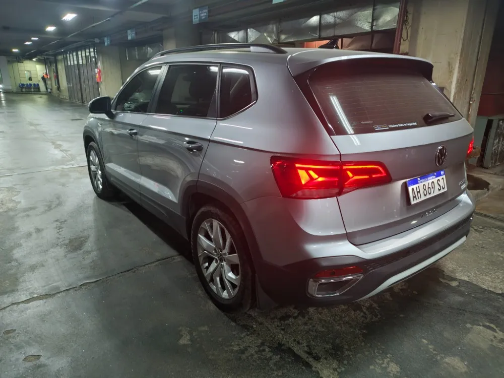 Volkswagen TAOS 5P 1,4 TSI 250 Comfortline Tipt 2023 — foto 2