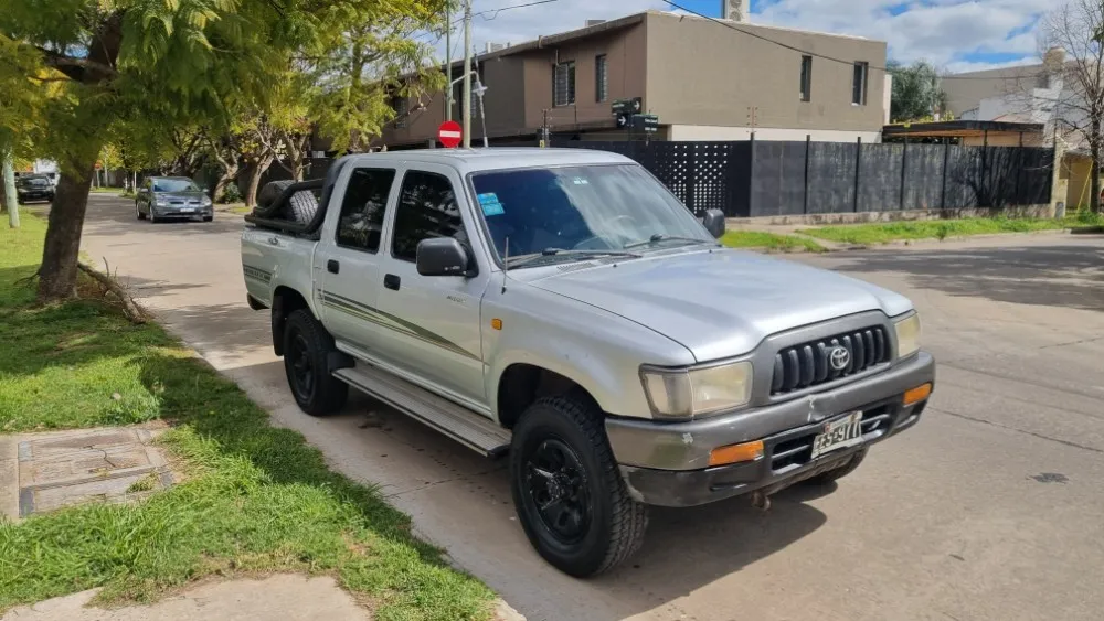 Toyota HILUX PICK - UP DX 3.0 D 4x4   — foto 9