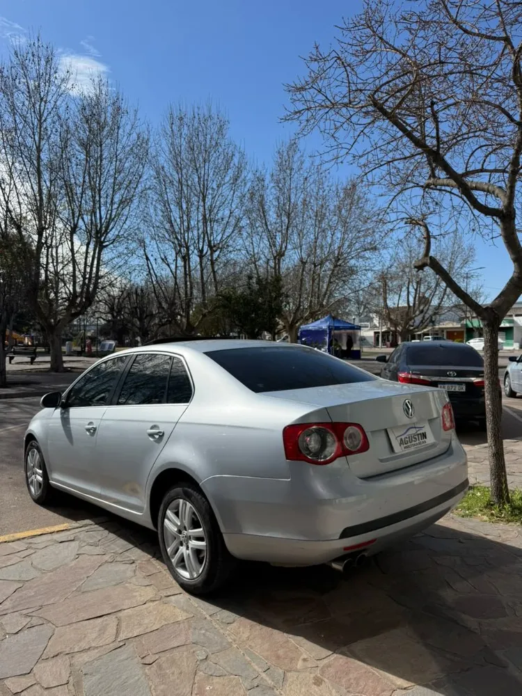 Volkswagen VENTO ADVANCE — foto 4