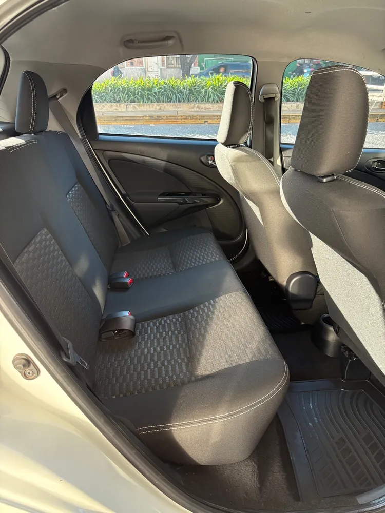 Toyota Etios Cross 1.5 M/T  — foto 9