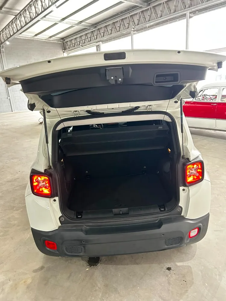 Jeep RENEGADE SPORT MT — foto 3