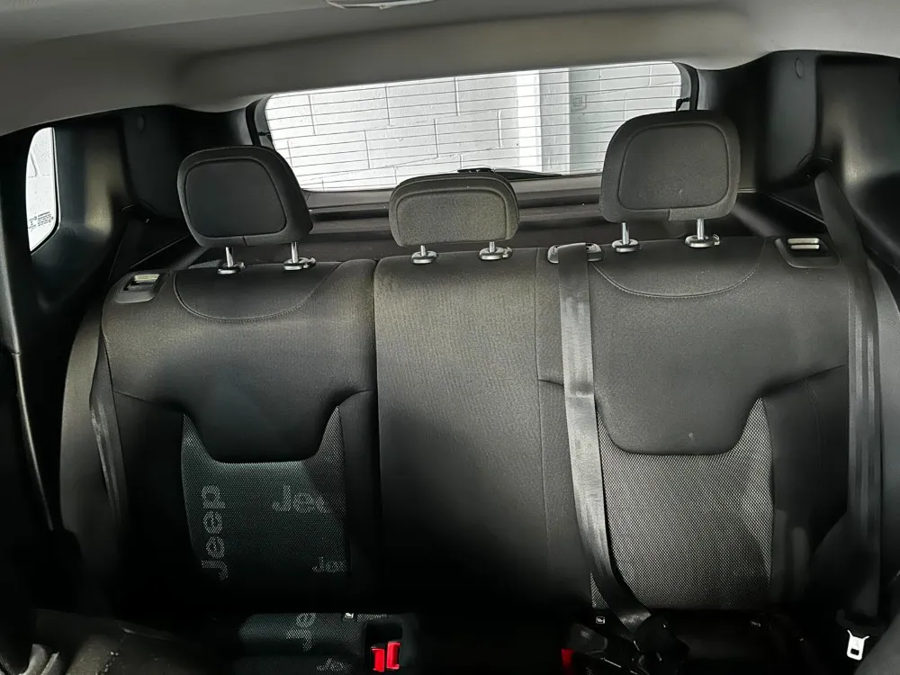 Jeep RENEGADE SPORT MT — foto 4