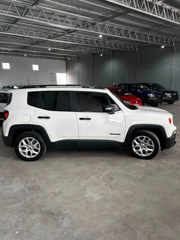 Jeep RENEGADE SPORT MT — foto 9