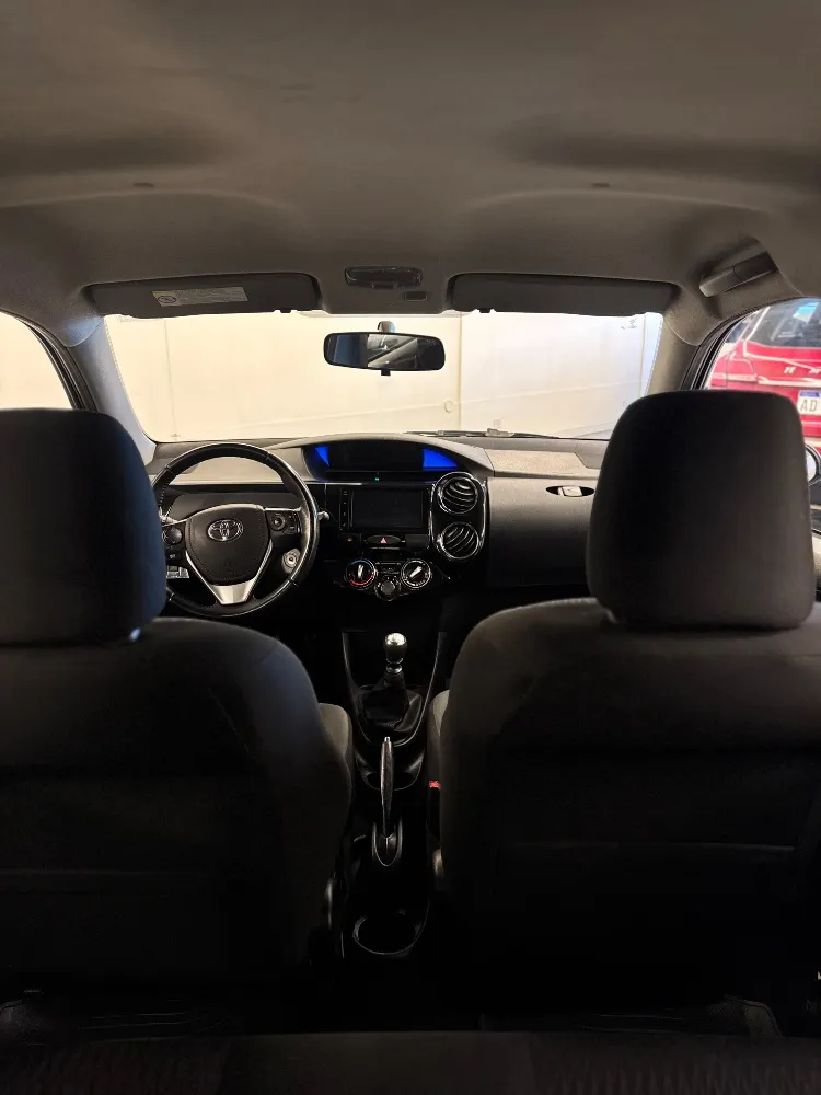 Toyota Etios XLS — foto 6