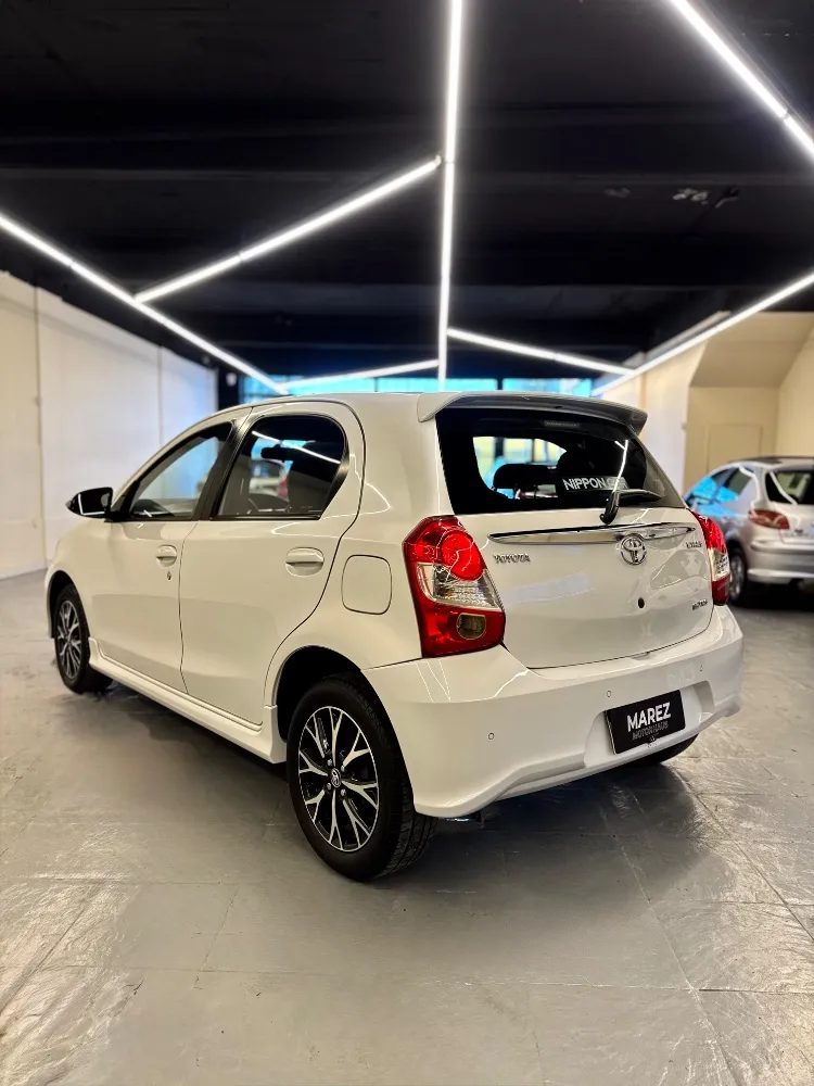 Toyota Etios XLS — foto 9
