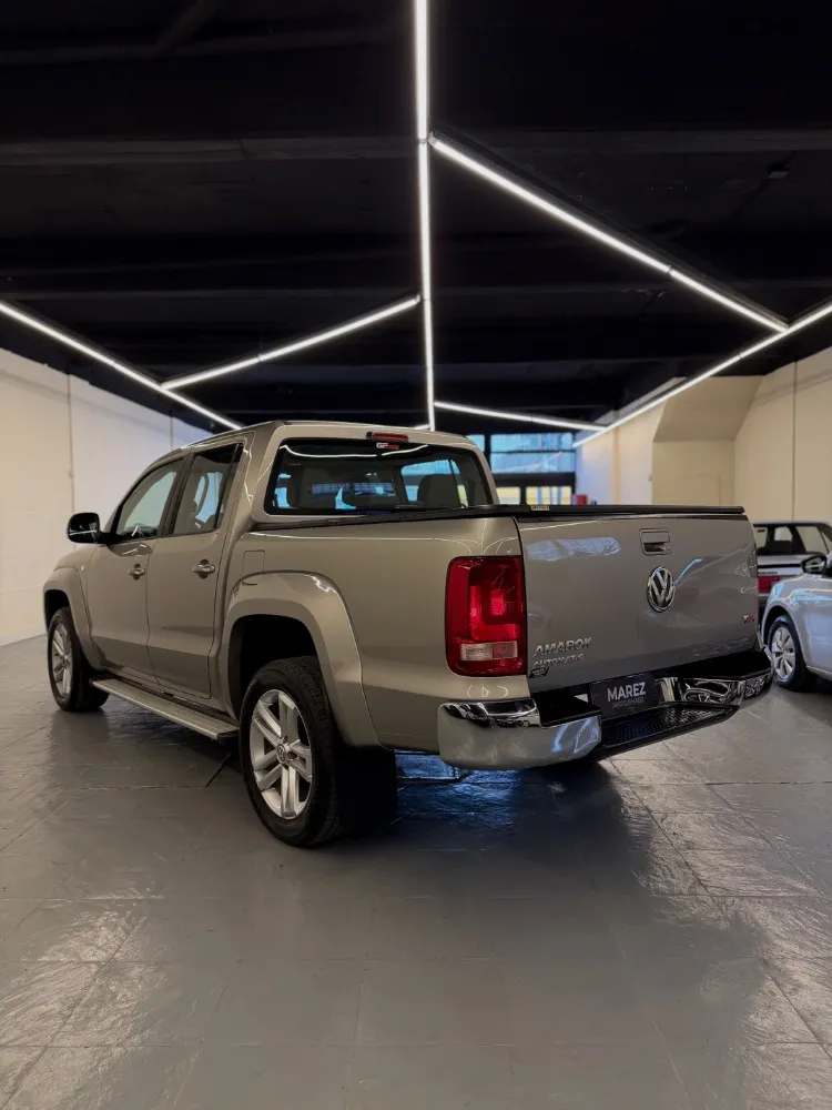 Volkswagen Amarok Highline — foto 9
