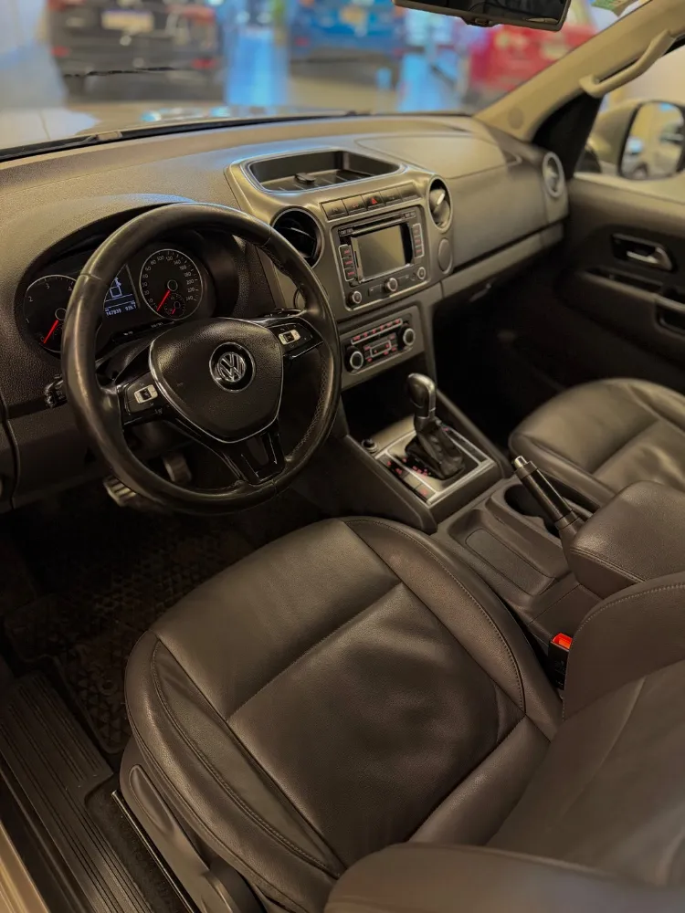Volkswagen Amarok Highline — foto 11