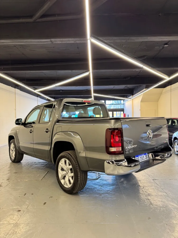 Volkswagen Amarok V6 Highline — foto 8