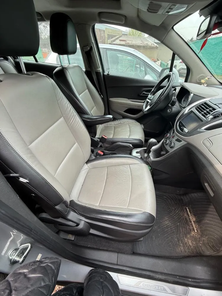 Chevrolet TRACKER AWD LTZ + AT — foto 6