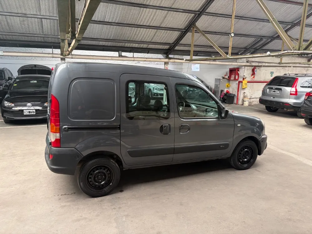Renault Kangoo Express Confort 1.6 5A CD DA CA SVT — foto 5