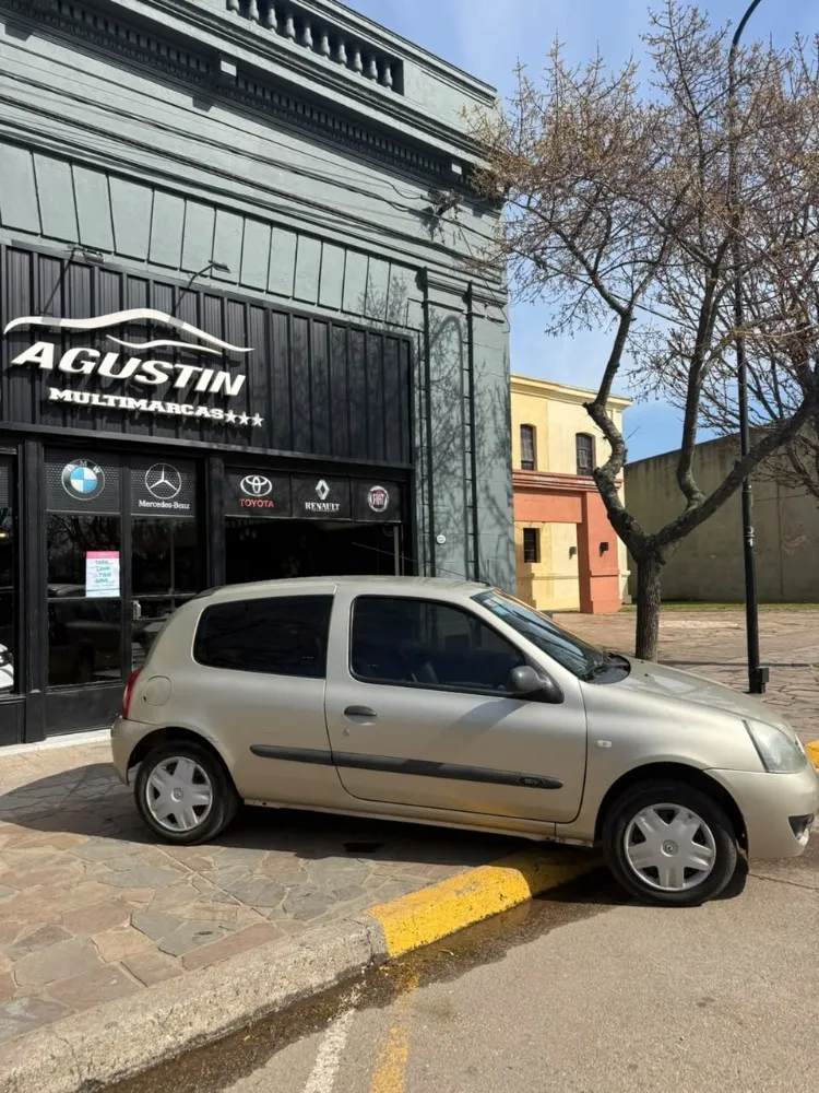 Renault Clio 1.6 — foto 2