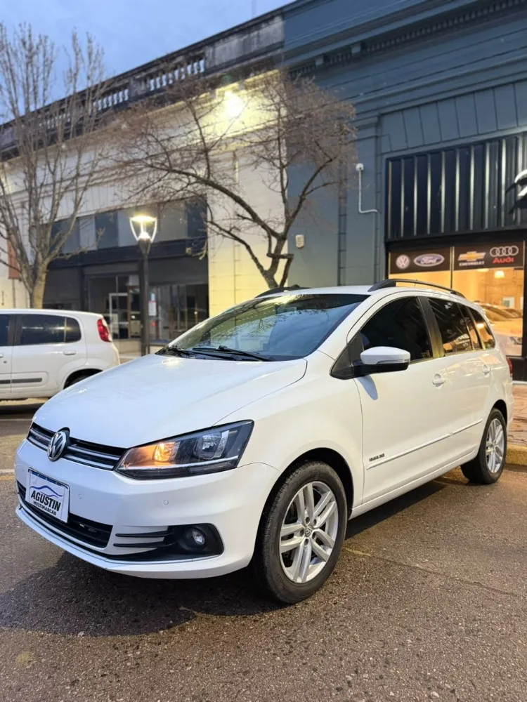 Volkswagen SURAN Highline — foto 6