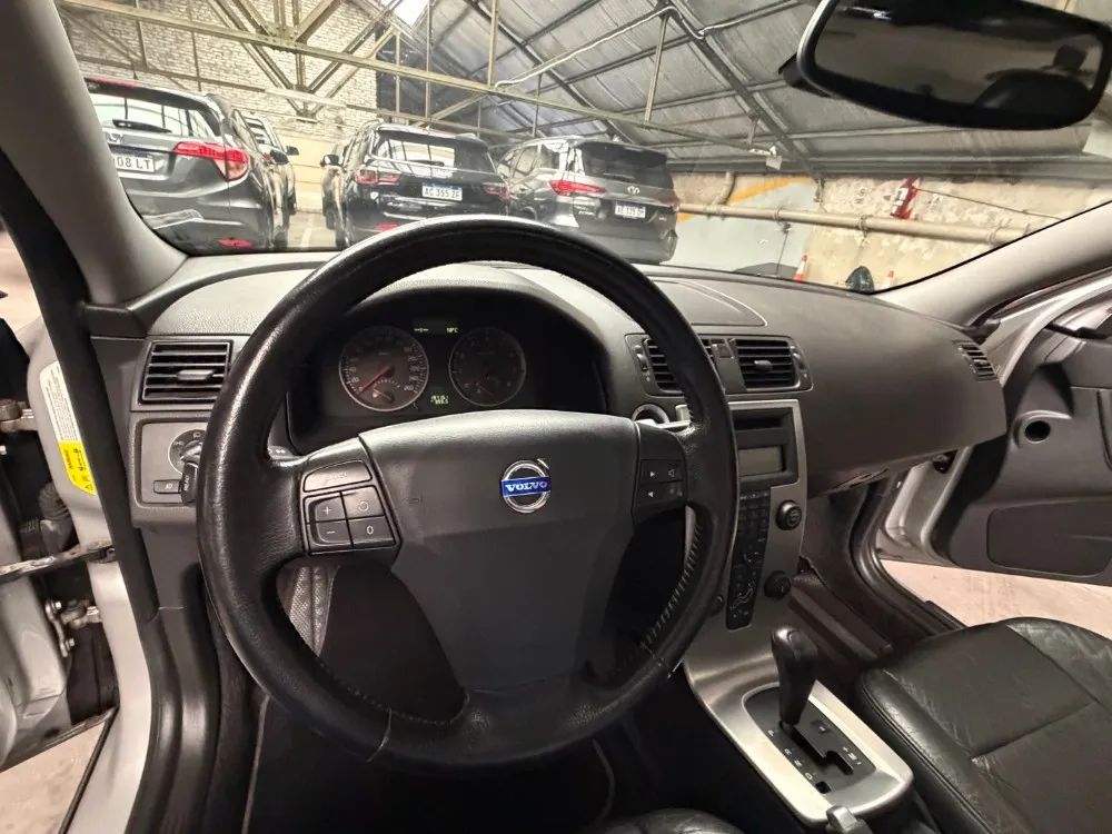 Volvo V50 T5 2.5 AUT — foto 9