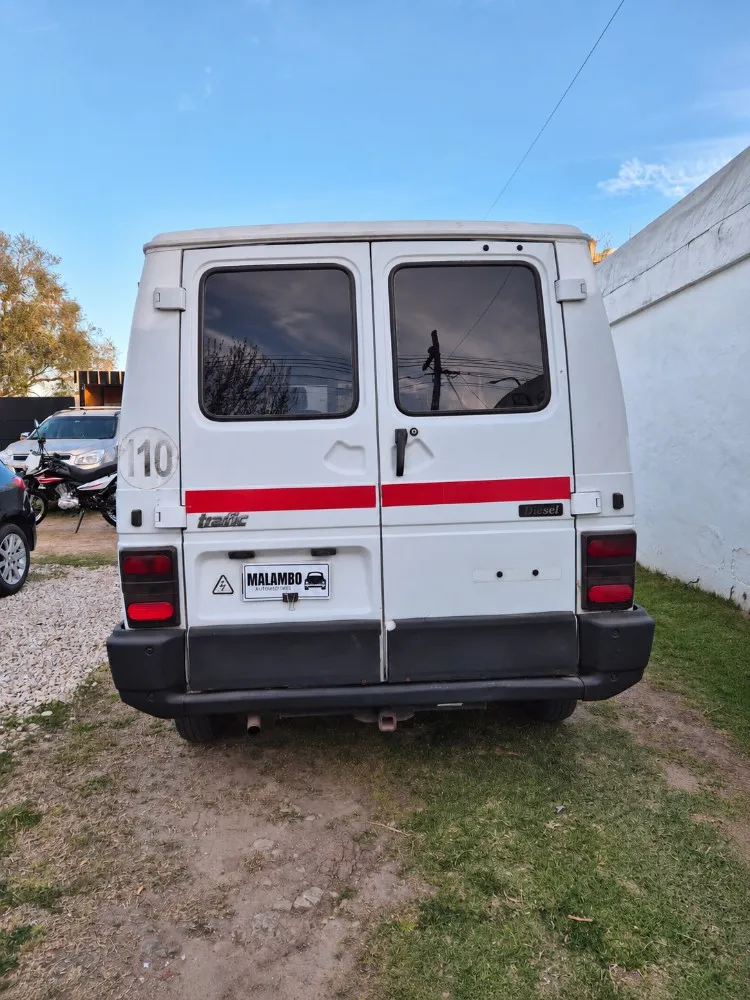Renault Trafic  Furgón  — foto 20