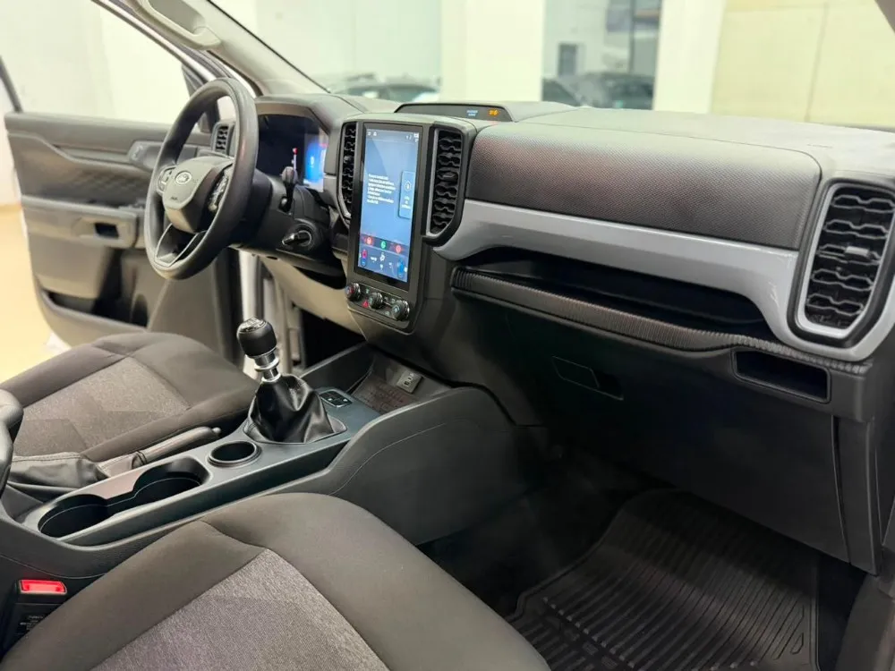 Ford Ranger XLS — foto 9