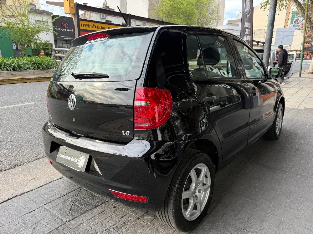 Volkswagen FOX 5P 1,6 Comfortline Pack — foto 7