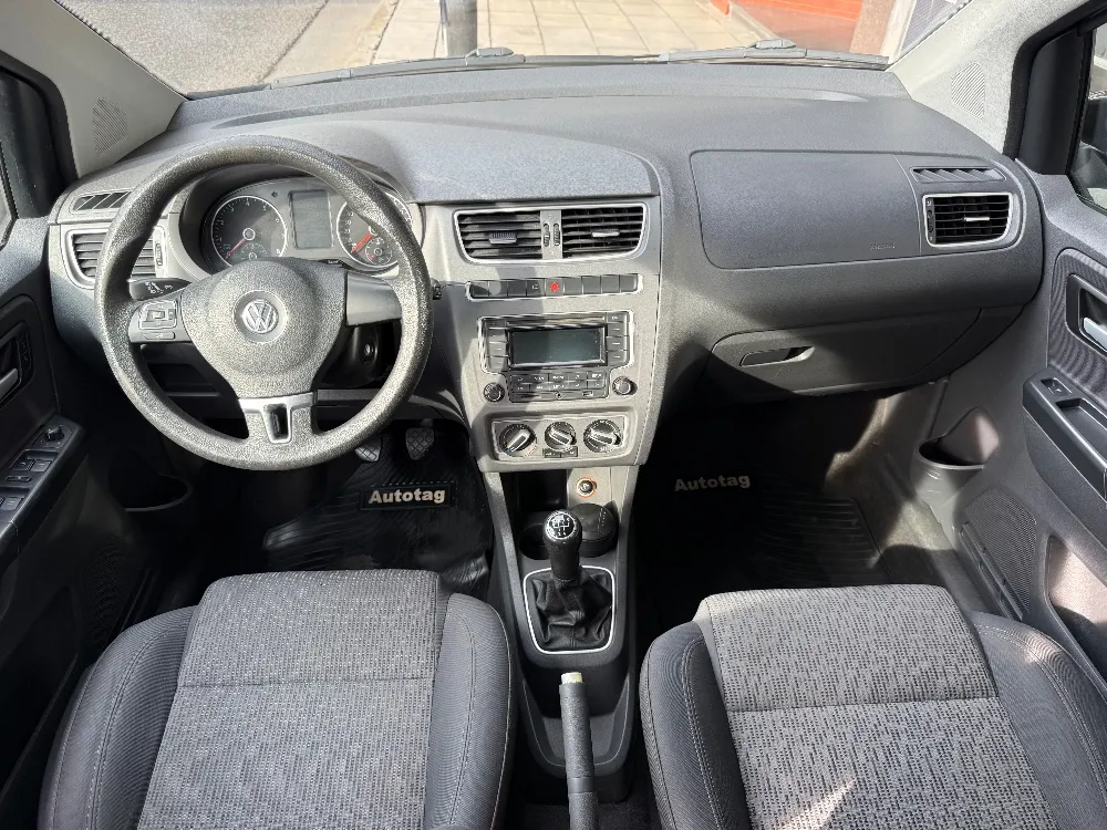 Volkswagen FOX 5P 1,6 Comfortline Pack — foto 9
