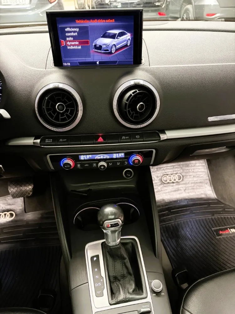 Audi A3 4P 1,4 Tfsi S-Tronic — foto 17