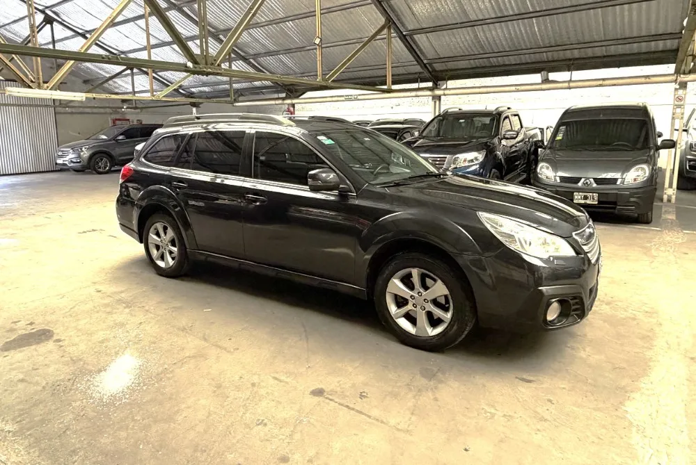 Subaru Outback 3.6R — foto 3