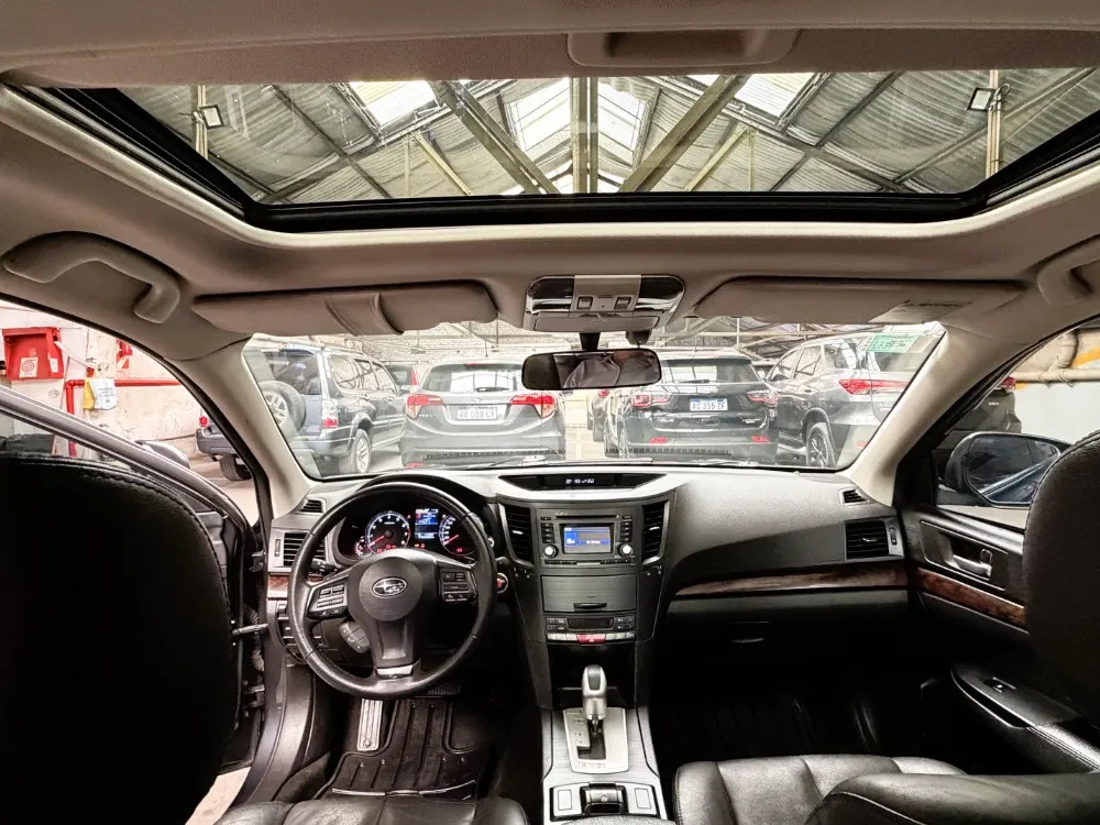 Subaru Outback 3.6R — foto 9