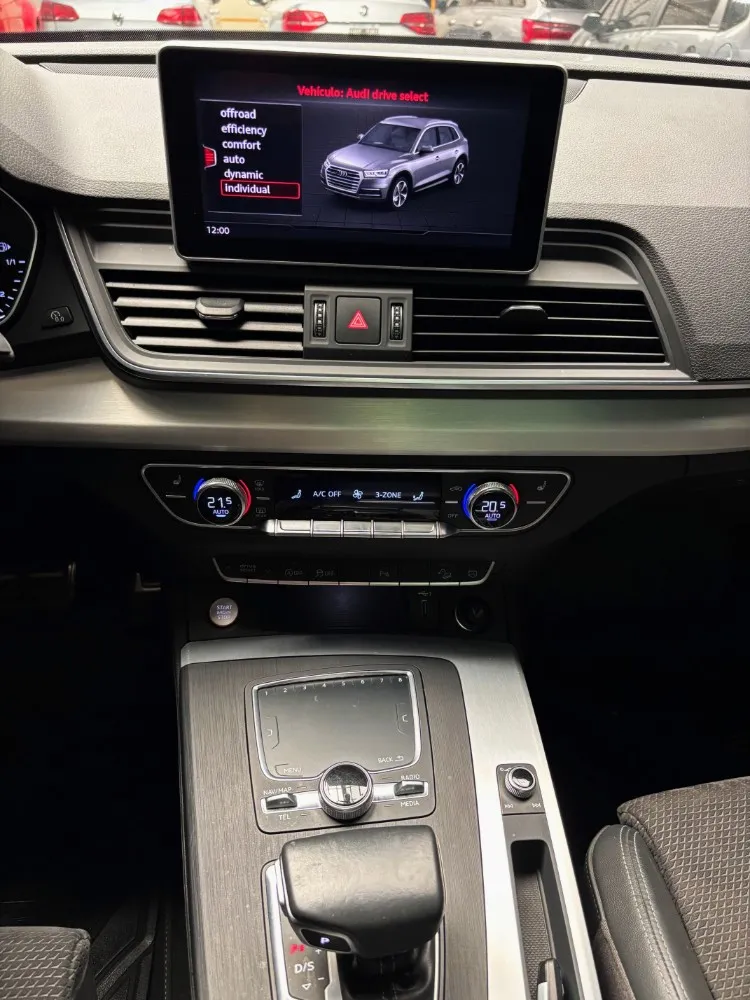 Audi SQ5 3.0 V6 TFSI TIPTRONIC QUATTRO — foto 9