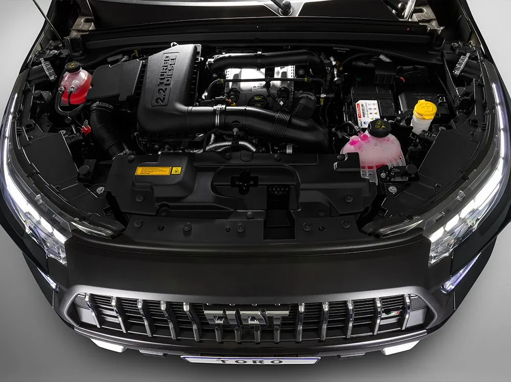 Fiat TORO Volcano 2.2TD AT9 4X4 — foto 6