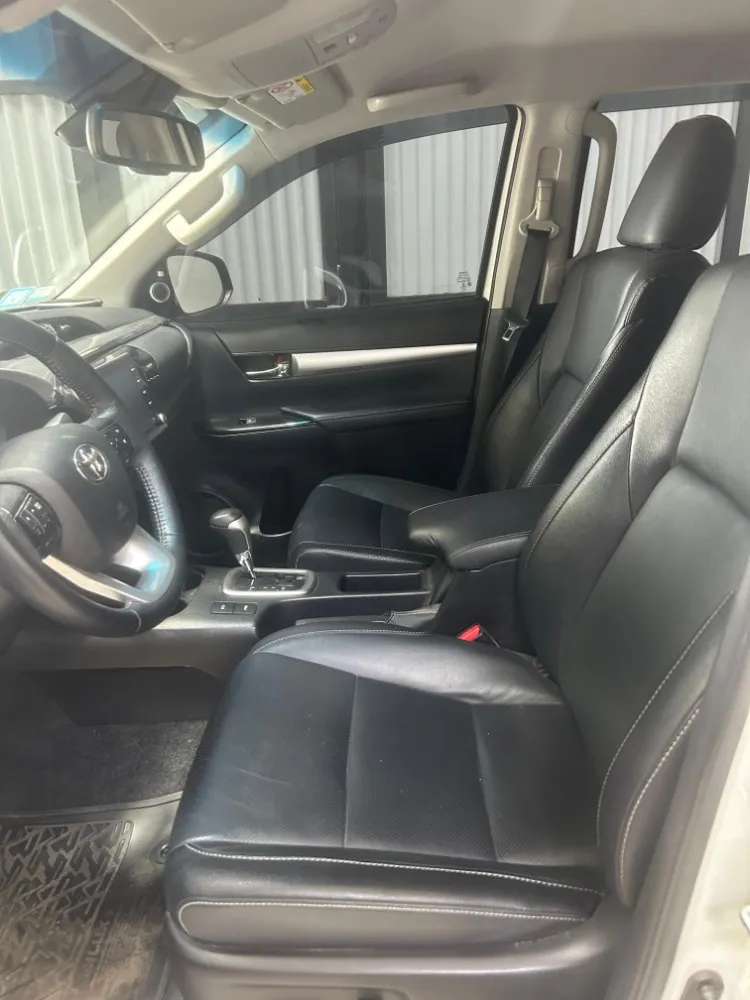 Toyota Hilux 2.8 Srx At Tdi dc 4x4 — foto 15