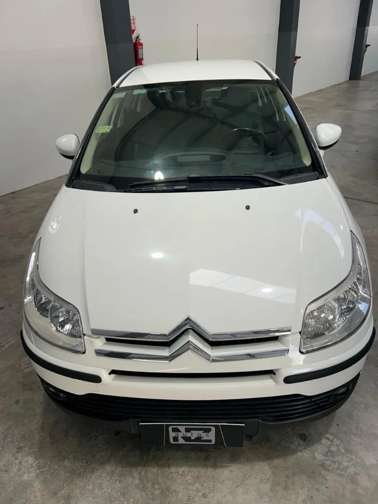 Citroën C4 2.0 16v Exclusive — foto 4