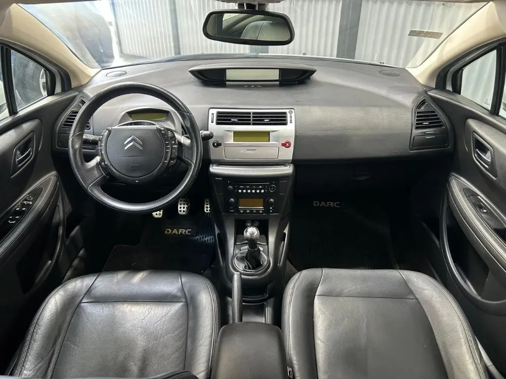 Citroën C4 2.0 16v Exclusive — foto 10