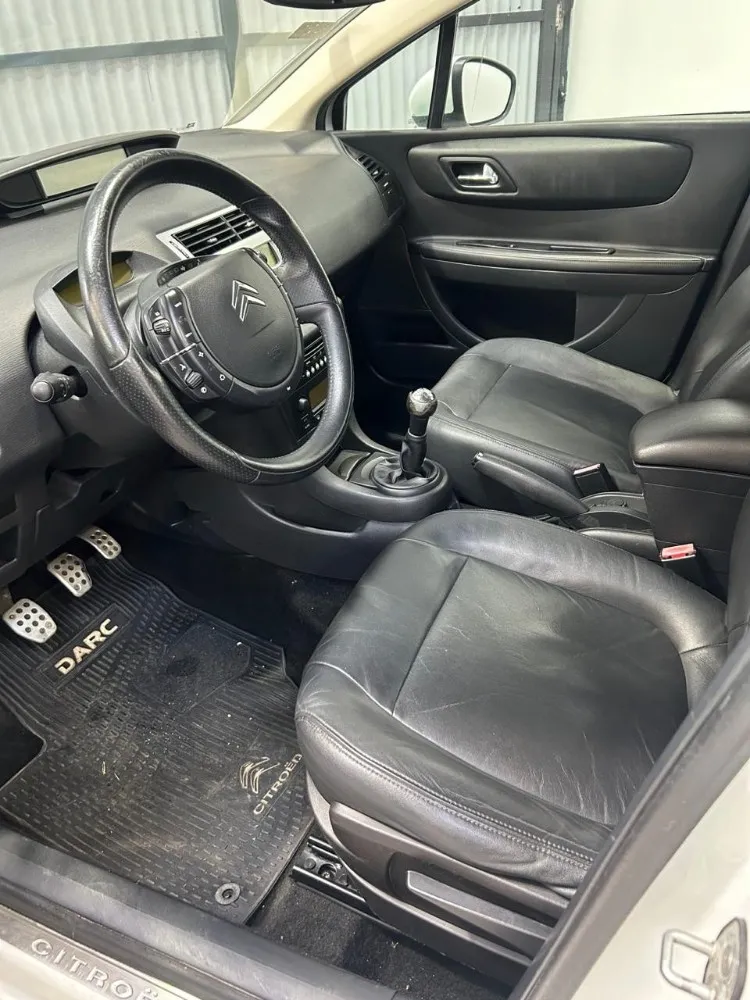 Citroën C4 2.0 16v Exclusive — foto 14