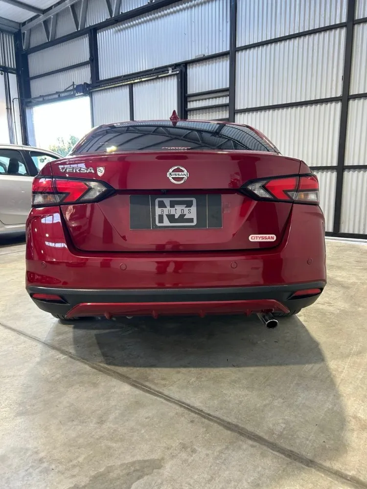 Nissan Versa 1.6 Exclusive At — foto 7