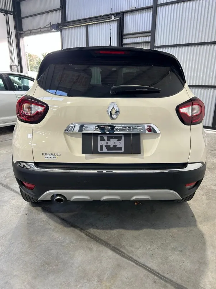 Renault Captur 2.0 Intens — foto 5