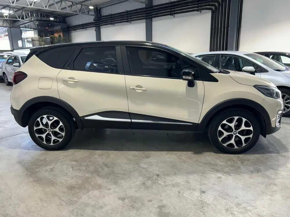 Renault Captur 2.0 Intens — foto 6