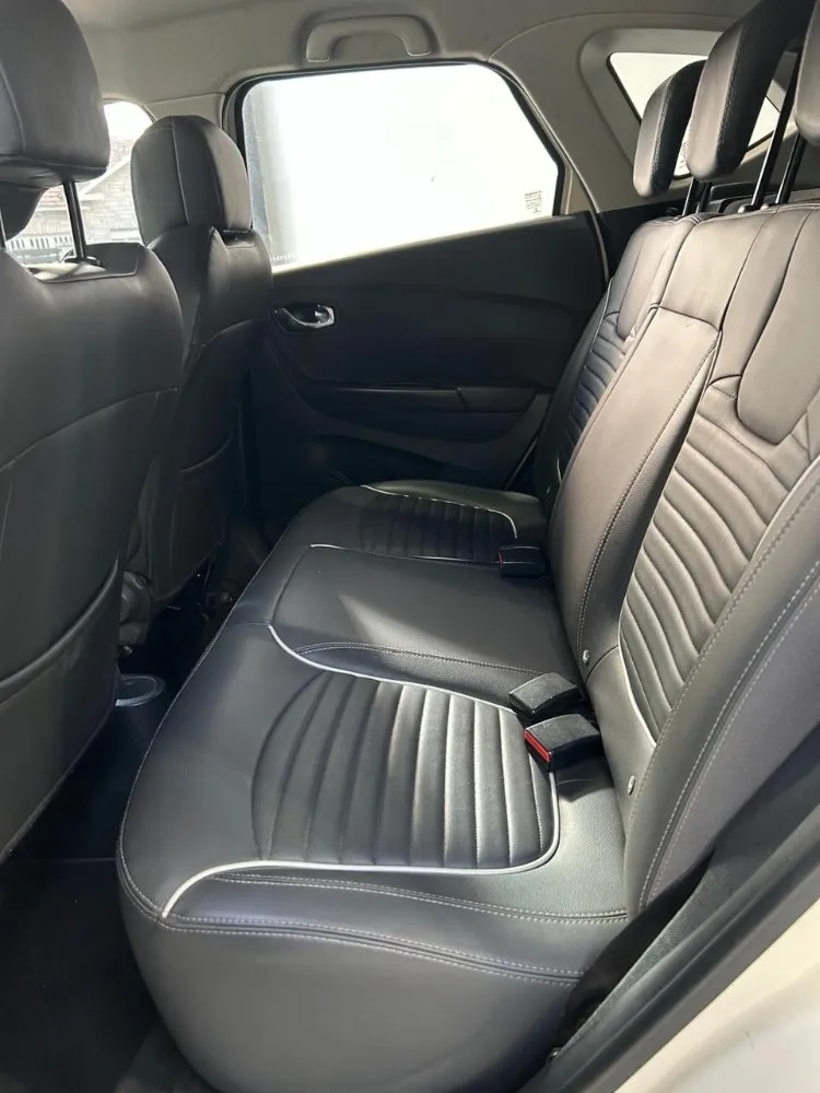 Renault Captur 2.0 Intens — foto 13