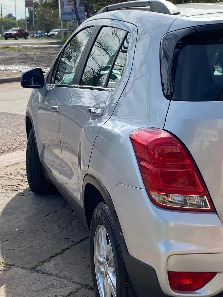 Chevrolet TRACKER 1.8 4X4 LTZ AUT. PREMIER L/17 — foto 8