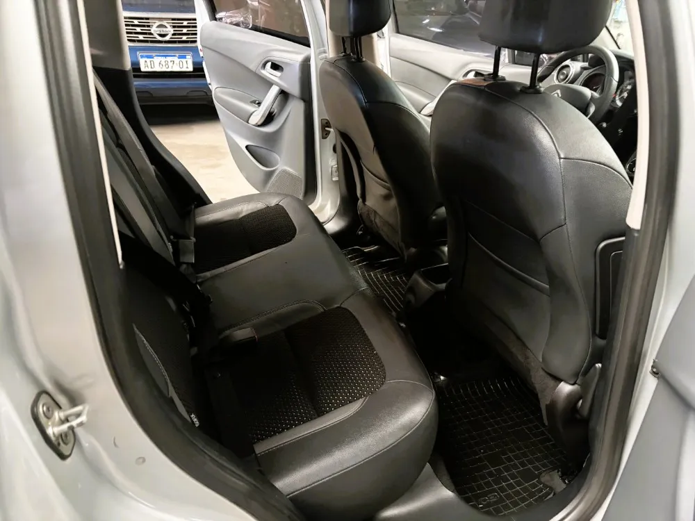Citroën C3 VTI 115 AT6 SHINE AM18 — foto 15