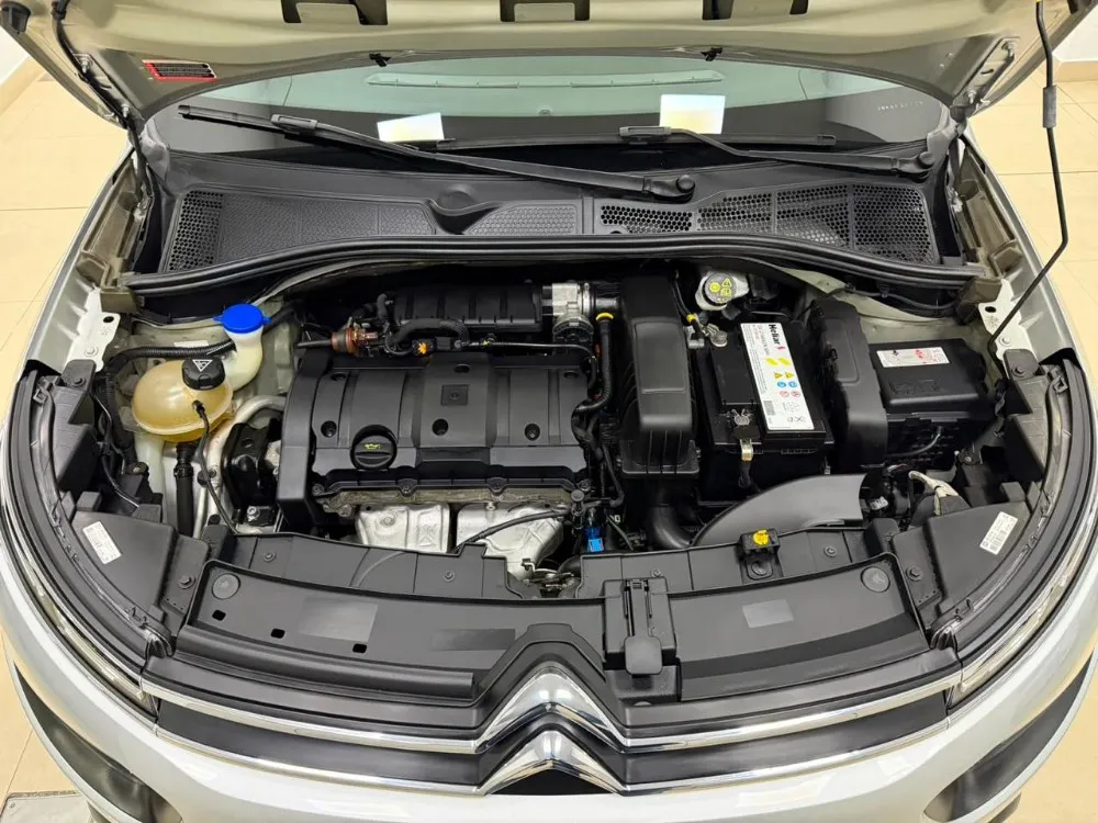 Citroën C4 Cactus VTI Feel Pack Plus — foto 9