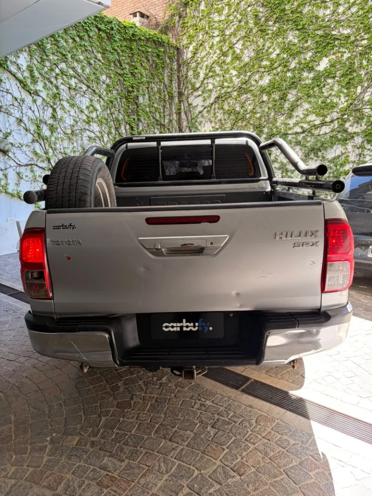 Toyota Hilux Pick Up SRX 4x4 D/c 2.8 TDI 6 M/T manual — foto 5